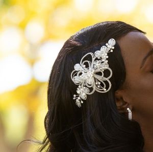 David's Bridal Floral Hair Comb & Pearl Clip